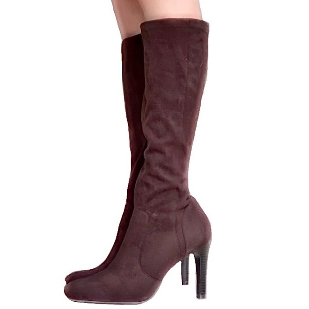 Isaac Mizrahi Brown Suede Boots size 8